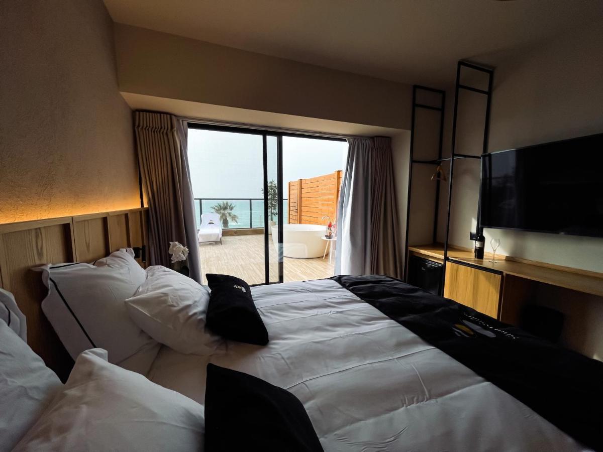 Share Suites Hotel Bat-Yam Бат-Ям Экстерьер фото